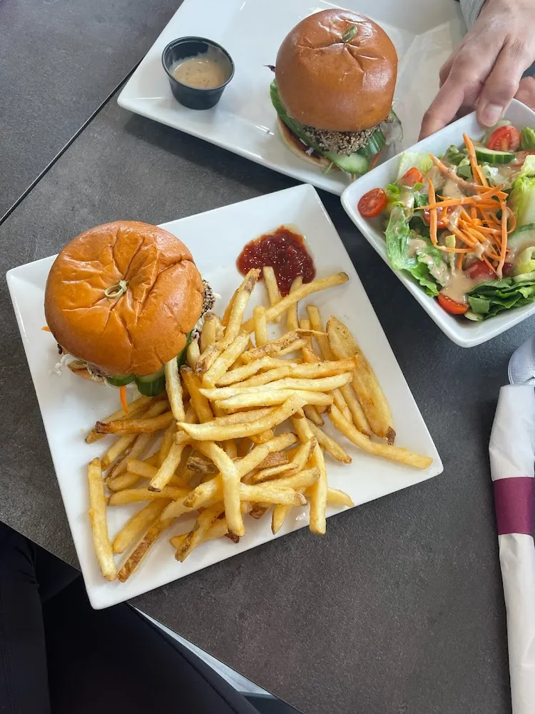 Ahi Burger